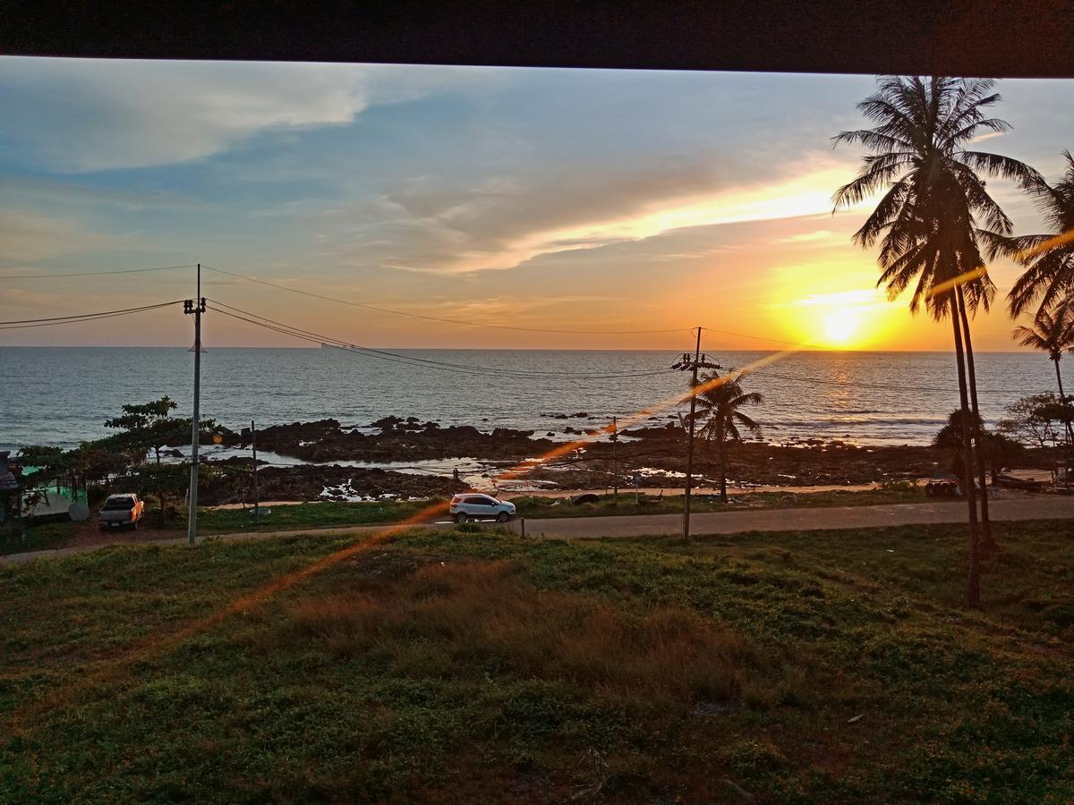 The Sea @ Lanta Hotel Ko Lanta Esterno foto