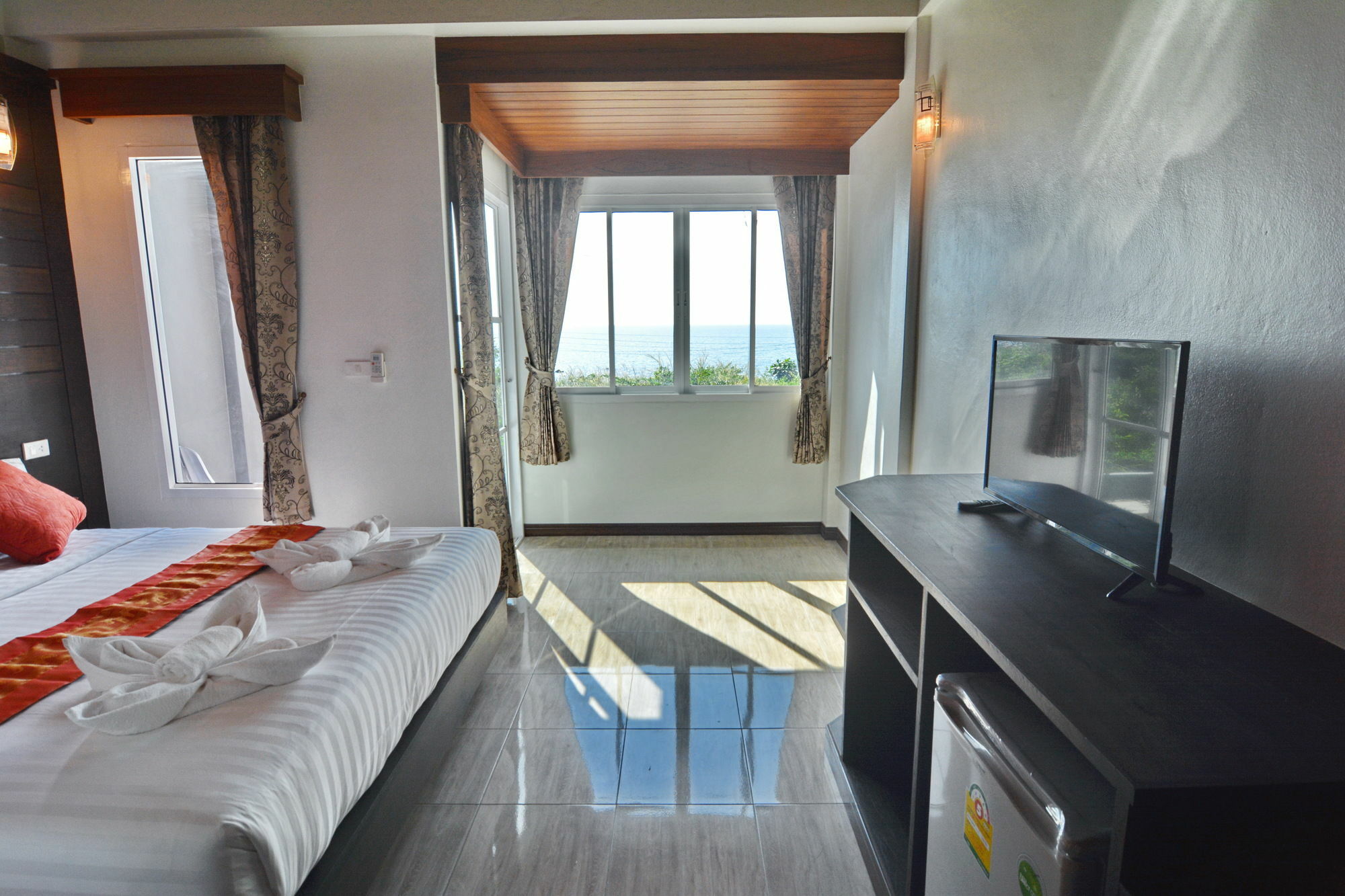 The Sea @ Lanta Hotel Ko Lanta Esterno foto